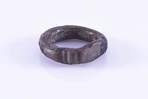 Roman Glass Ring, c. 1st-4th century AD ... 