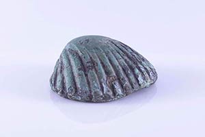 Roman Bronze Shell applique, c. 1st century ... 