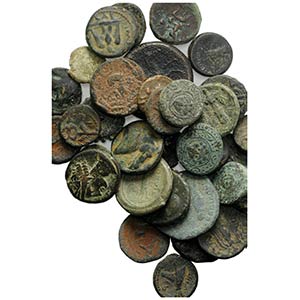 Lot of 38 Æ Greek coins, to be catalog. Lot ... 