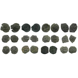 Lot of 12 Byzantine Æ coins, to be catalog. ... 