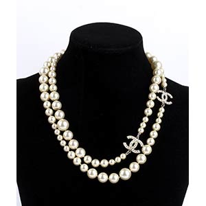 CHANEL PEARL NECKLACE2000sNecklace made of ... 
