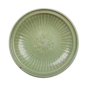 A LONGQUAN CÈLADON-GLAZED DISHChina, Ming ... 