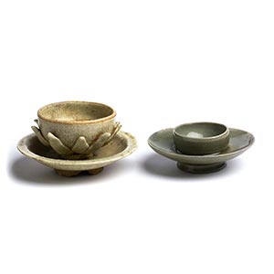 TWO CÉLADON-GLAZED CUP STANDSVietnam, Ly ... 