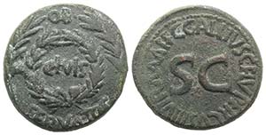 Augustus (27 BC-14 AD). Æ Sestertius (35mm, ... 