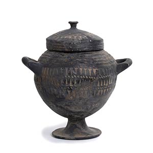 Rare Etruscan Grey Bucchero Cinerary urn ... 