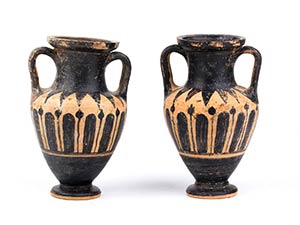 Couple of Etruscan amphoras attributed to ... 