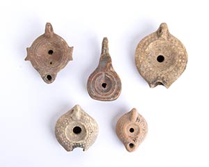 Group of five terracotta lamps 1st - 3rd ... 