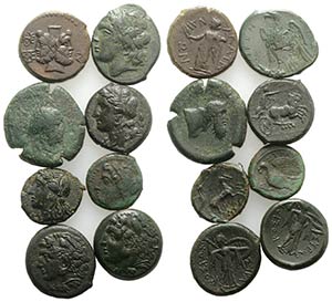 Sicily, lot of 8 Greek Æ coins, to be ... 