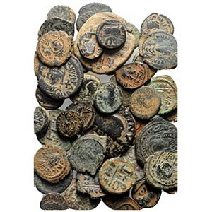 Lot of 44 Byzantine Æ coins, to be catalog. ... 