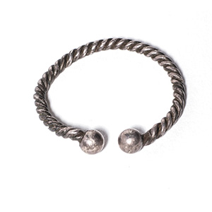 Roman silver spiral-shaped finger ring 1st ... 