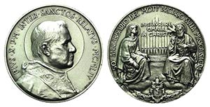 Papal, Pio X (1903-1914). White metal Medal ... 
