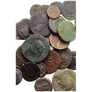 Lot of 32 Æ Greek and Roman coins, to be ... 