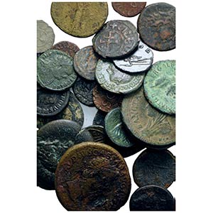 Mixed lot of 40 Ancient Æ coins, including ... 