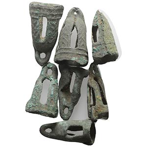 China, Zhou dynasty, lot of 6 bronze Bells. ... 