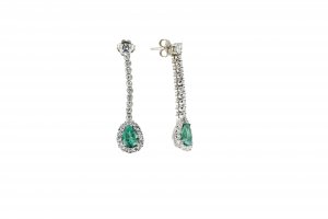 Emerald earrings   18K white gold ring, ... 