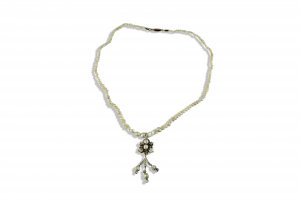 Pearls necklace   Pearl necklace, ... 
