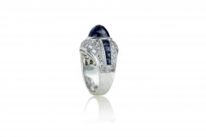 ‘Trombino’ sapphire ring  ... 