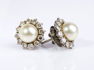 PAIR OF PEARL, DIAMOND AND GOLD ... 