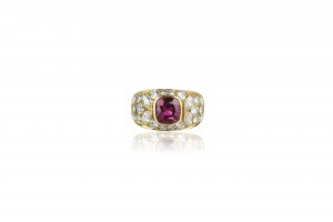 Band ruby and diamonds ring  18K yellow gold ... 