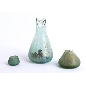 Collection of three Roman glass ungentarii, ... 