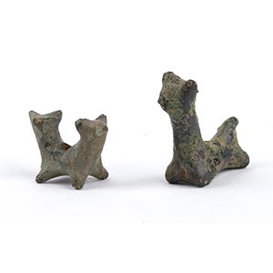 Couple of Protohistoric bronze votive bulls, ... 