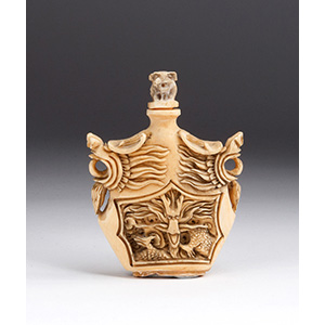 Carved dragon, Ivory snuff bottle;
XX ... 