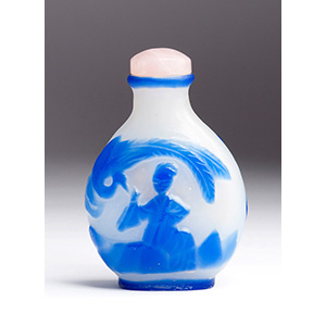 Overlay glass snuff bottle; XX Century; 7 cm;