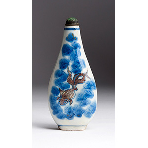 Painted porcelain snuff bottle;
XX Century; ... 