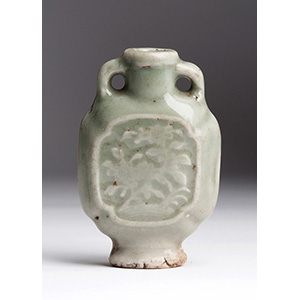 Celadon porcelain snuff bottle;
XX Century; ... 