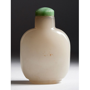 Chalcedony snuff bottle;
XX Century; 7,4 cm; ... 