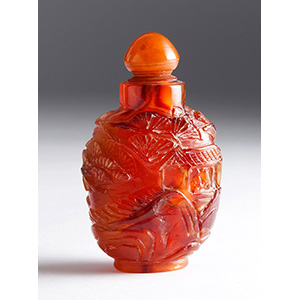 Carved agate snuff bottle;
XX Century; 6,2 ... 