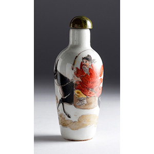 Painted porcelain snuff bottle;
XX Century ; ... 