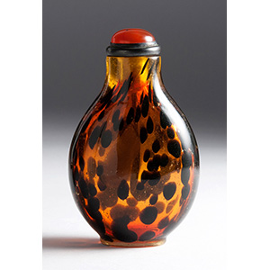 Turtle shell glass snuff bottle;
XX Century; ... 