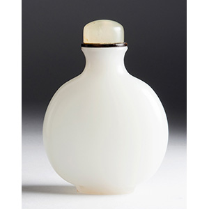 White jade snuff bottle;
XX Century; 8,4 cm; ... 