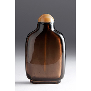 Glass snuff bottle;
XX Century; 7,6 cm; 

