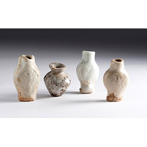 Four painted ceramics snuff bottle;
XX ... 