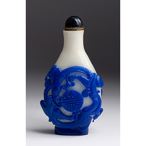 Overlay glass snuff bottle;
XX Century; 9 ... 