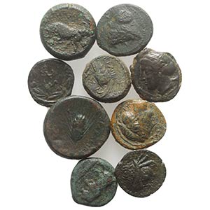 Lot of 10 Æ Greek coins, including Magna ... 