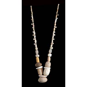 A STONE AND POTTERY BEADS NECKLACE WITH ... 