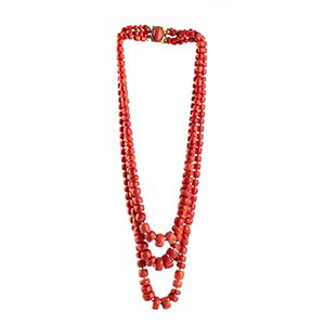 Coral necklace   four strands of graduated ... 