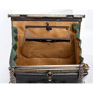 VICTORIAN BAG Late 19th Century A ... 