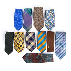 LOT OF ELEVEN TIES  80s  A lot of ... 