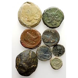 Lot of 8 Roman Republican Æ coins, to be ... 