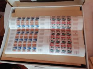 EUROPA - Insieme di francobolli nuovi in 85 ... 