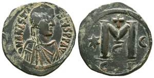 Anastasius I. 491-518. AE follis 
.

