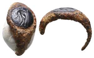 Roman Bronze Ring With Intaglio, Circa 1st - ... 