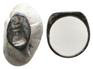 Roman Bronze Seal Ring   , Circa 1st - 2nd ... 