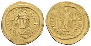 JUSTINIAN I (527-565). GOLD Solidus.
Obv: D ... 