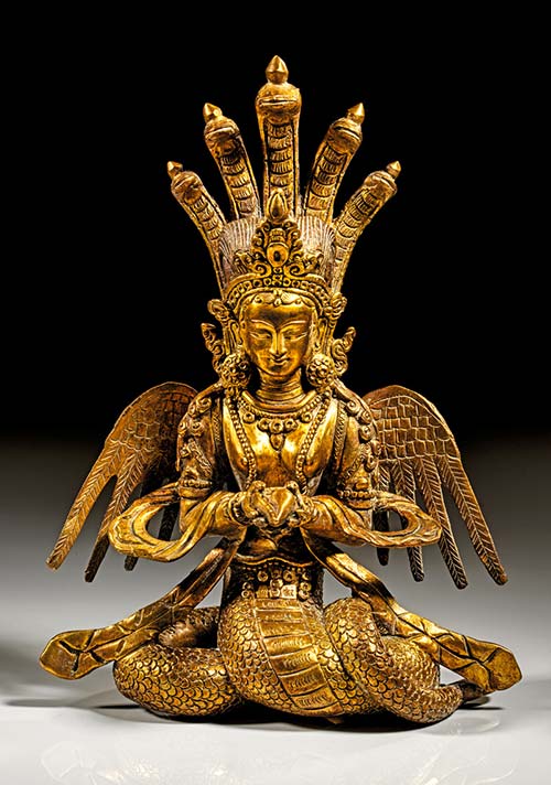 Statue der geflügelten Naga Kanya ... 