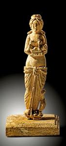 Statuette der Isis-Aphrodite auf separatem ... 